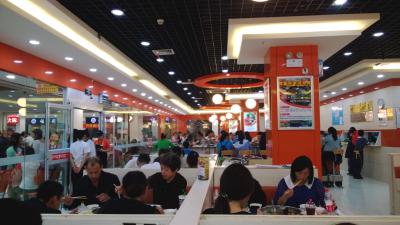 91AV手机看片养生汤锅店店内