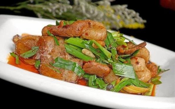 四川风味小吃蒜苗回锅肉，你吃过了吗？